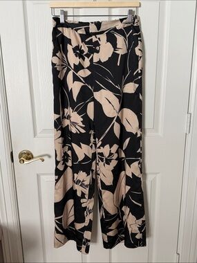 Elie tahari Wide Leg Floral Print Pants - Black & Beige size 4